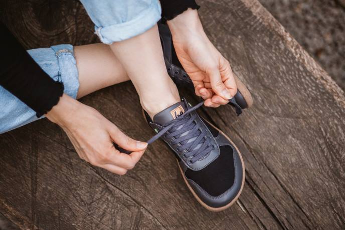 P88T13 Dark Grey & Black Barefoot Sneakers - Champ 2.0 - Vegan Men