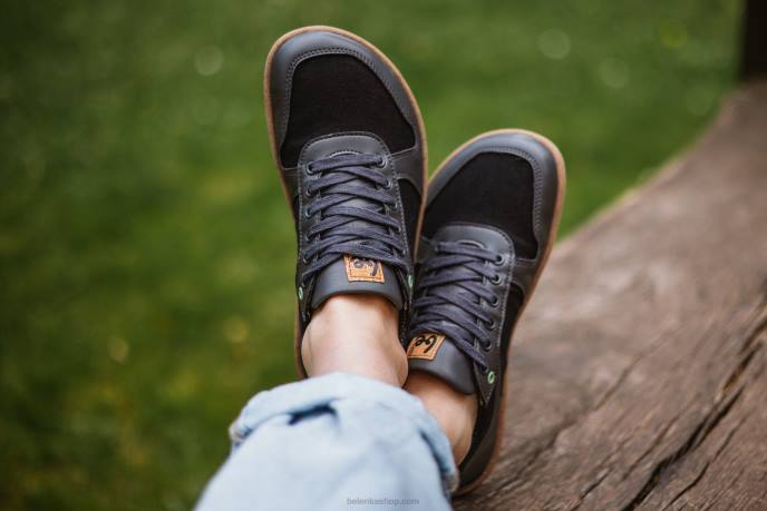 P88T13 Dark Grey & Black Barefoot Sneakers - Champ 2.0 - Vegan Men